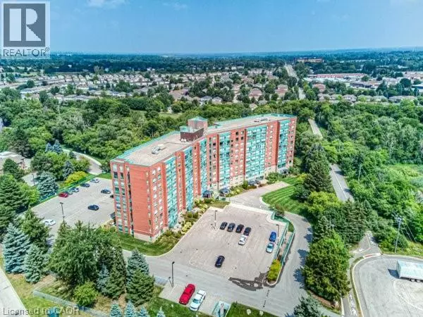 Waterloo, ON N2J4T3,55 BLUE SPRINGS DR #512