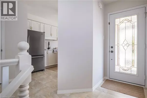 Burlington, ON L7M4K4,2926 ADDISON Street