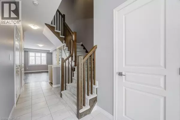 Binbrook, ON L0R1C0,247 FESTIVAL WAY #22