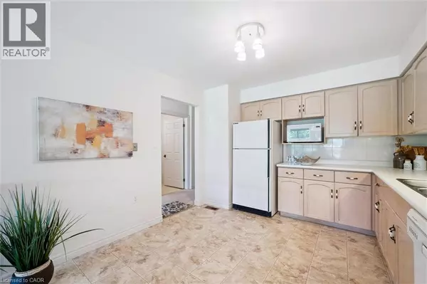 Guelph, ON N1G4X7,3 GARDENVIEW Court