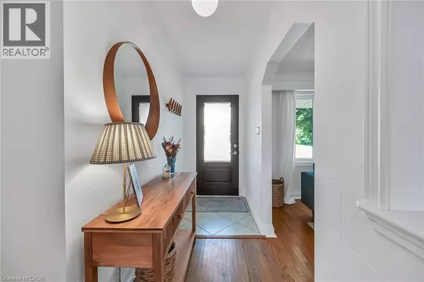Hamilton, ON L9C4G7,181 WEST 18TH Street