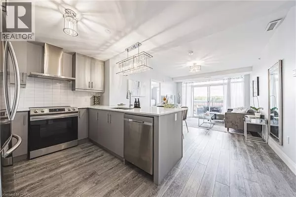 Hamilton, ON L9C0E6,1 REDFERN AVE #317