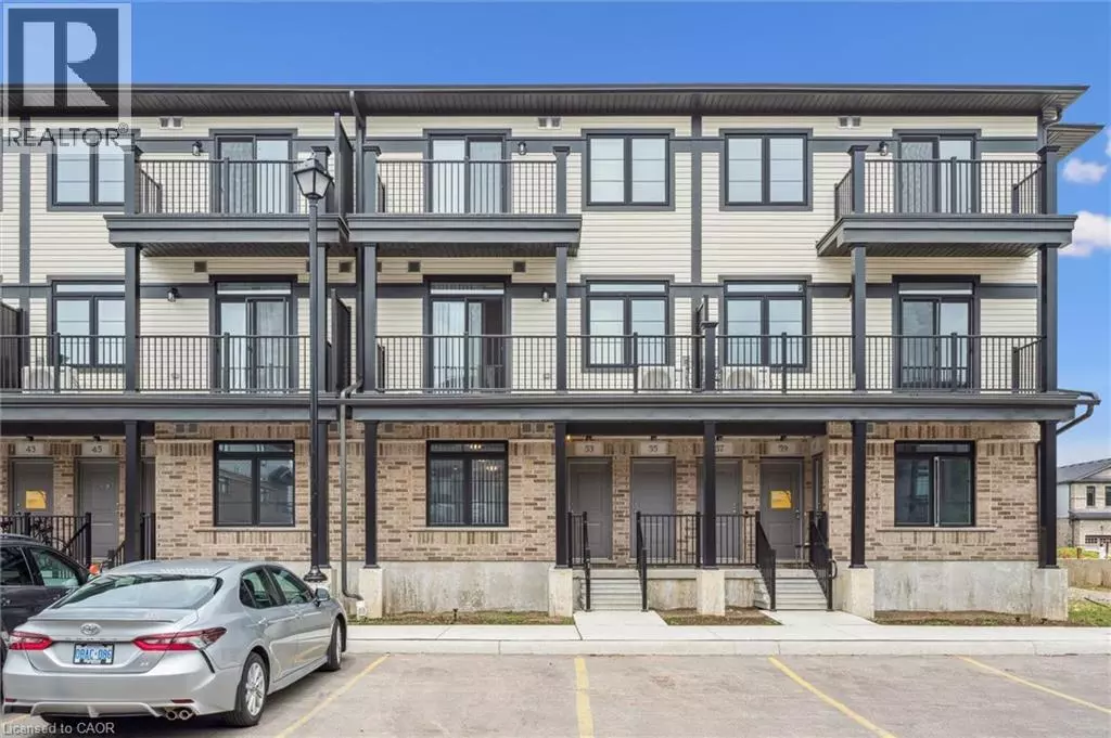 Kitchener, ON N2R0R4,49 LOMOND Lane