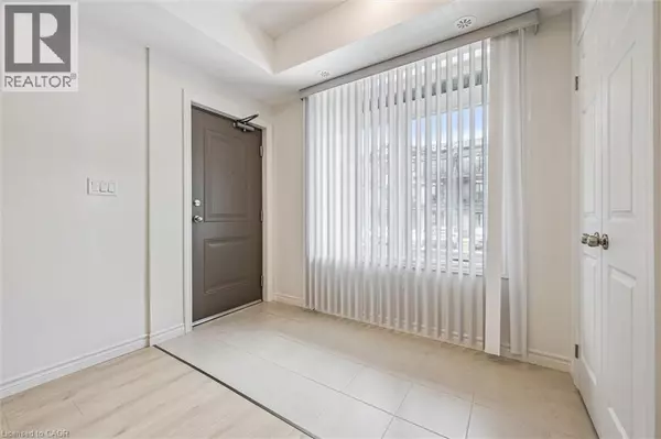 Kitchener, ON N2R0R4,51 LOMOND Lane