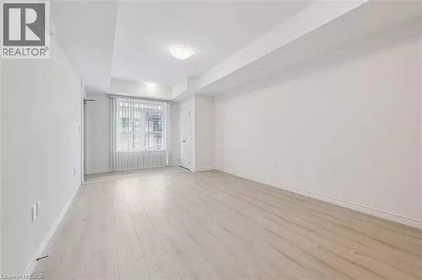 Kitchener, ON N2R0R4,51 LOMOND Lane