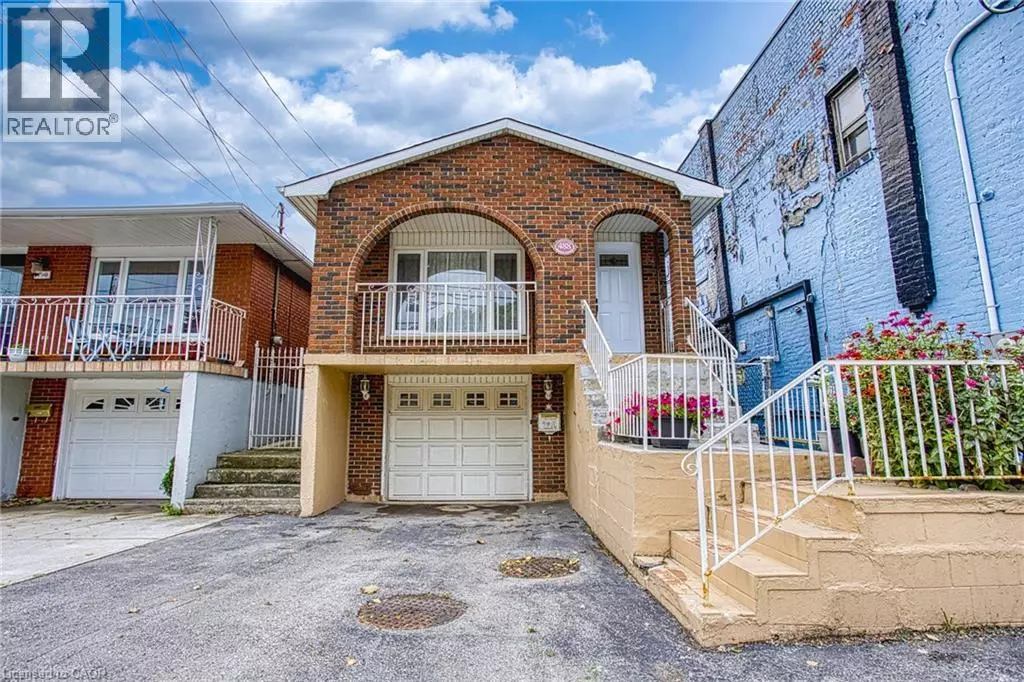 Hamilton, ON L8L2Y8,488 BARTON Street E