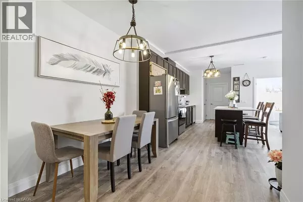 Hamilton, ON L9C0E6,1 REDFERN AVE #426