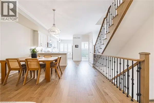 Ancaster, ON L9B2G7,111 WILSON ST East #6