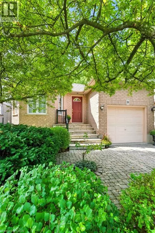 Hamilton, ON L9B2J2,18 NAPLES Boulevard