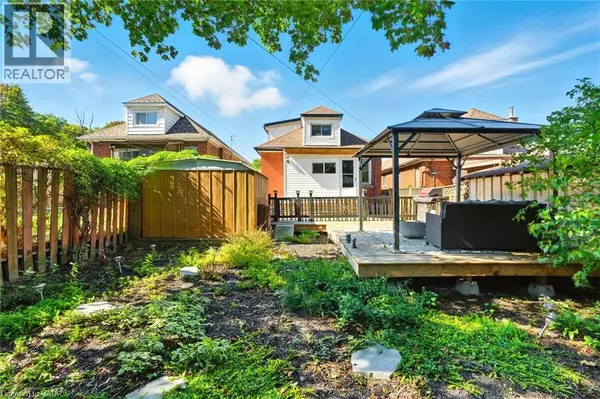 Hamilton, ON L8K2M7,313 GRAHAM Avenue S