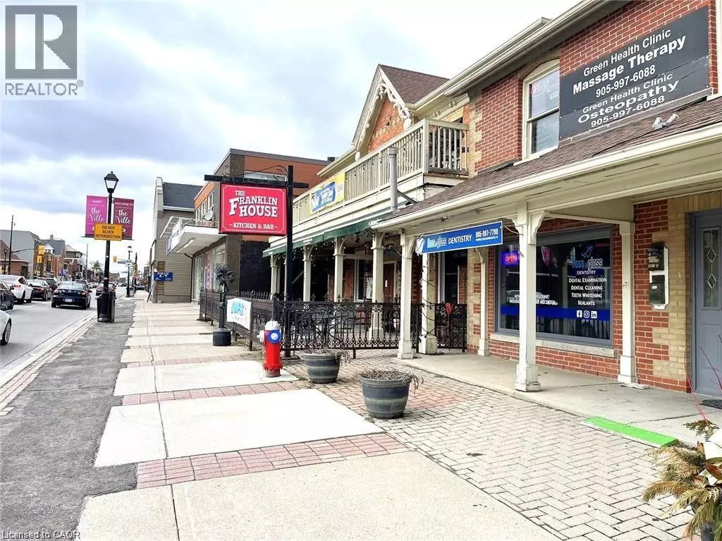 Mississauga, ON L5M1L9,265 QUEEN Street S