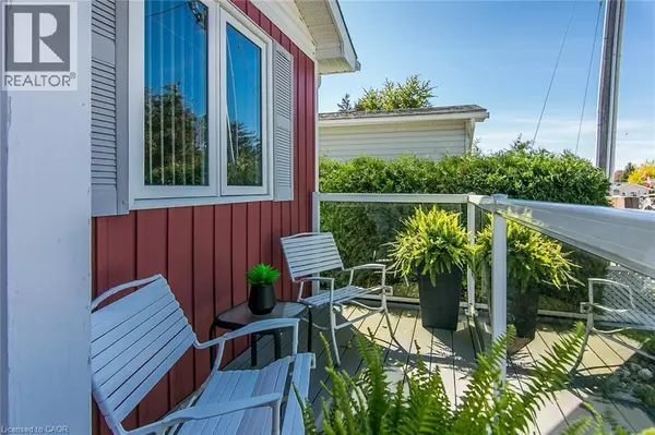 Puslinch, ON N0B2J0,4 ELM Street