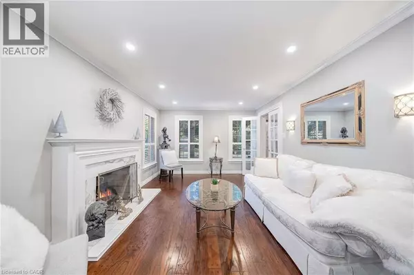 Oakville, ON L6J6C5,2305 CHEVERIE Street