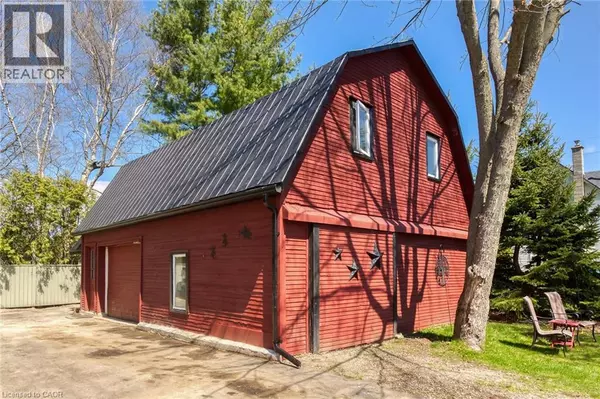 Port Dover, ON N0A1N0,109 MCNAB Street E