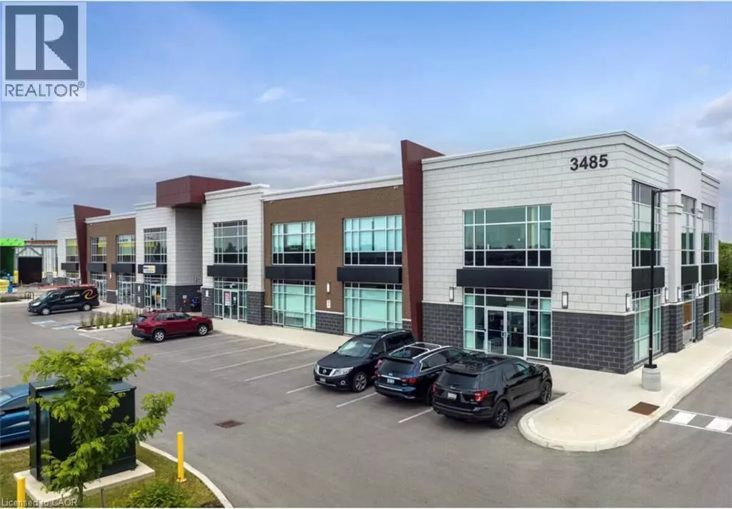 Oakville, ON L6L0H3,3485 REBECCA ST #107