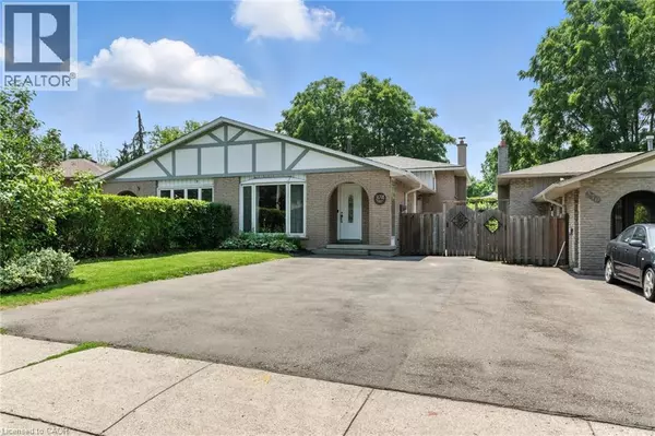 Hamilton, ON L9C6N7,374 MAGNOLIA Drive