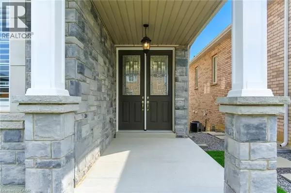 Ancaster, ON L9K0H6,15 ROBARTS Drive