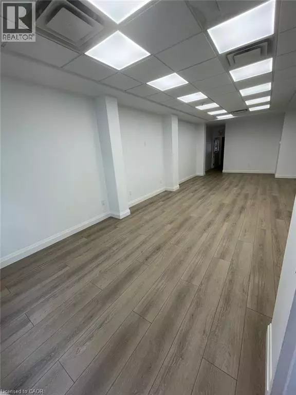 Burlington, ON L7R2M8,391 PEARL Street