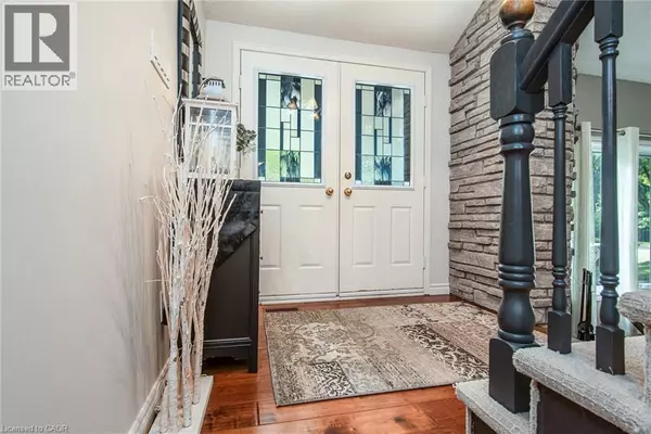 Waterloo, ON N2T1X7,500 FOXHILL Place