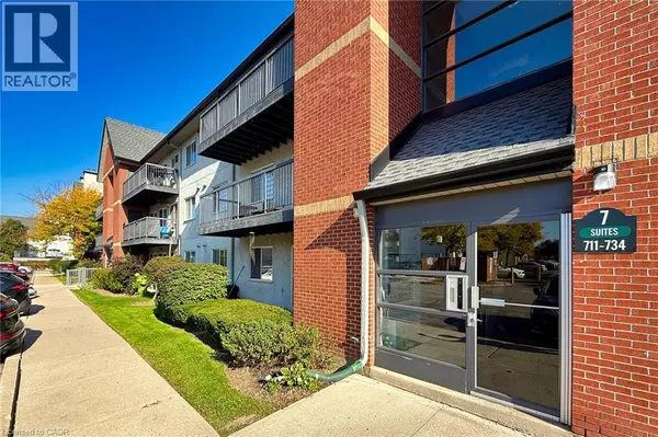 Oakville, ON L6M2V7,1450 GLEN ABBEY Gate #722