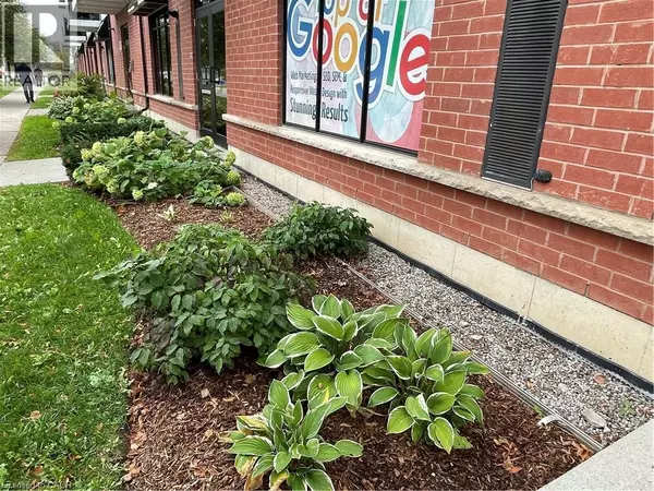 Waterdown, ON L0R2H6,170 ROCKHAVEN LN #112