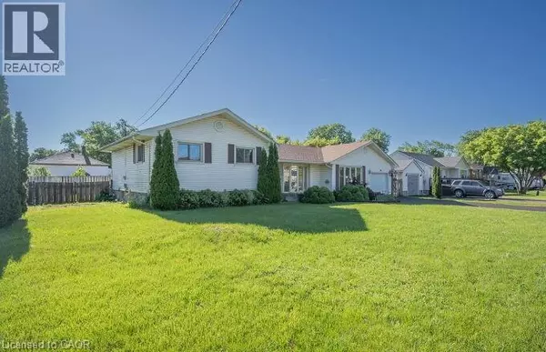 Welland, ON L3C2N3,245 MARSHALL Avenue