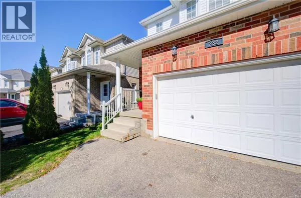 Waterloo, ON N2V2W8,232 BUTTERCUP Court