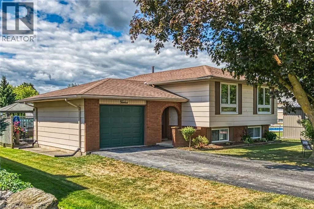 Hagersville, ON N0A1H0,12 ATHENS Street