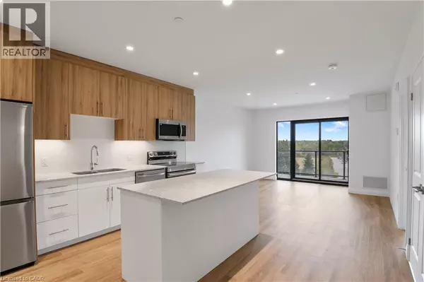 525 NEW DUNDEE RD #610, Kitchener, ON N2P0K8