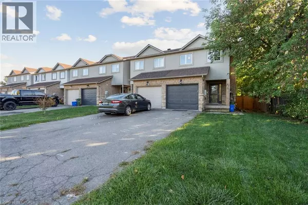 Stoney Creek, ON L8E5V7,27 PETTIT Street