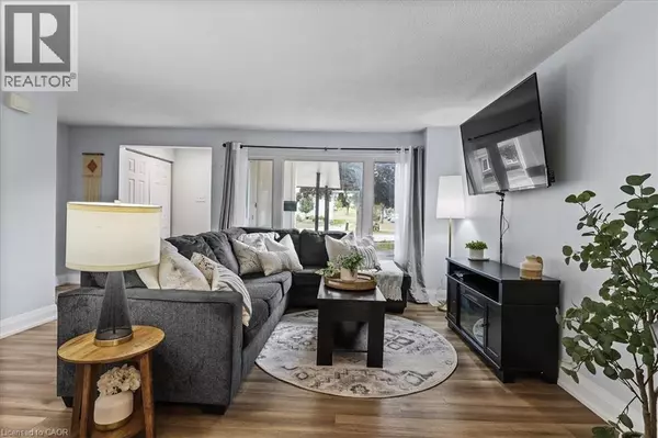 331 PRESTON Parkway, Cambridge, ON N3H4Z4