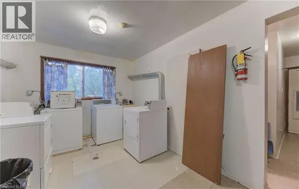 Kitchener, ON N2H1N8,50 GORDON Avenue
