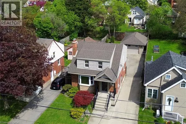 Hamilton, ON L8S2Y8,293 EMERSON Street