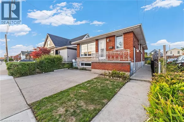 Hamilton, ON L8H2C6,99 EDINBURGH Avenue