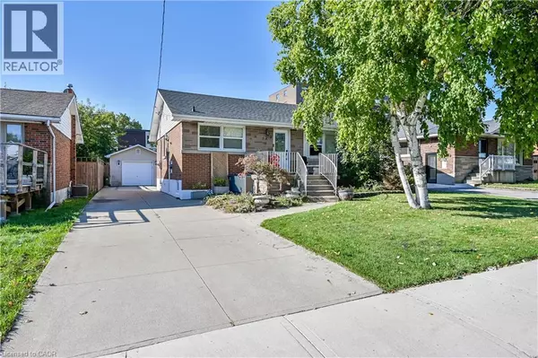 122 TOBY CRES #2, Hamilton, ON L8T2N8