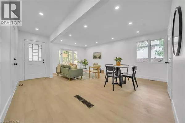 London, ON N5V4A8,46 BONAPARTE Lane