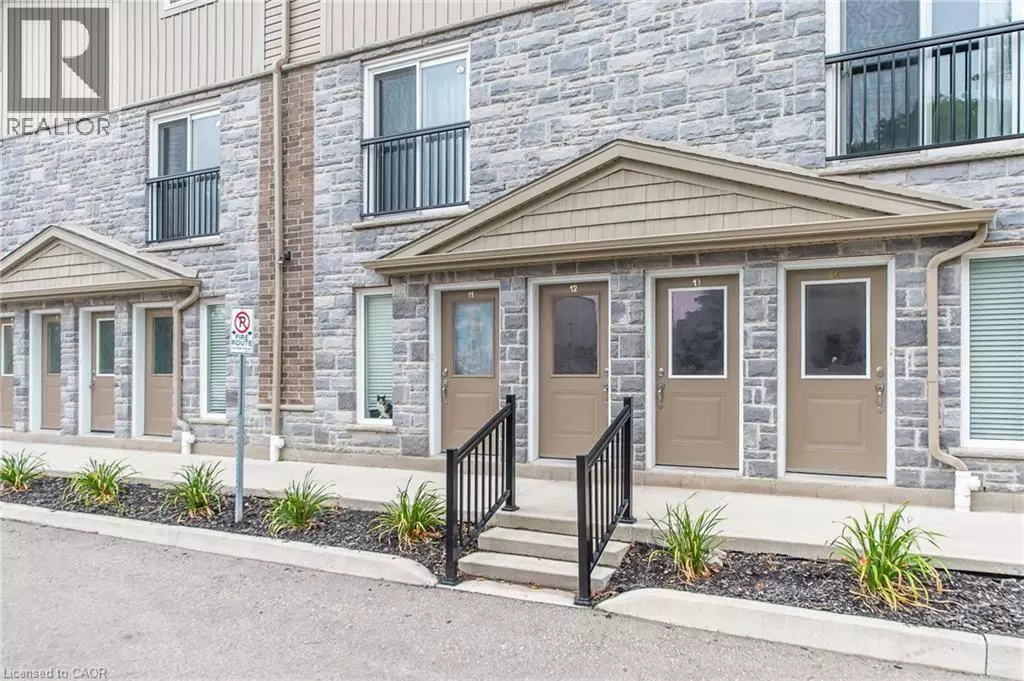 Kitchener, ON N2G0B8,122 COURTLAND AVE East #4