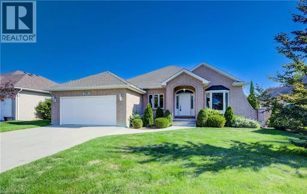 Kitchener, ON N2R1M8,430 CARYNDALE Drive