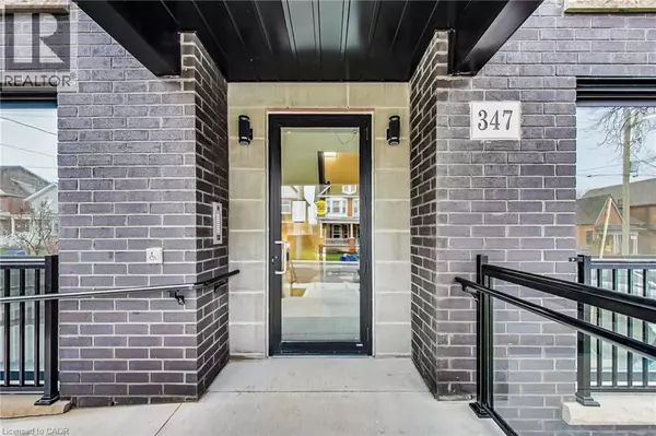 Hamilton, ON L8P2E6,347 CHARLTON AVE West #202
