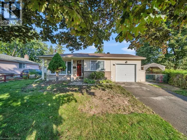 34 BELWOOD Walk, Kitchener, ON N2C1Z3