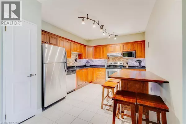 Waterloo, ON N2L6N6,255 KEATS WAY #403