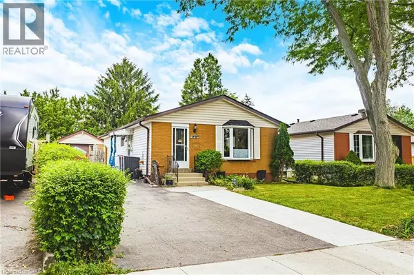 Hamilton, ON L8T4R1,44 BILLINGTON Crescent