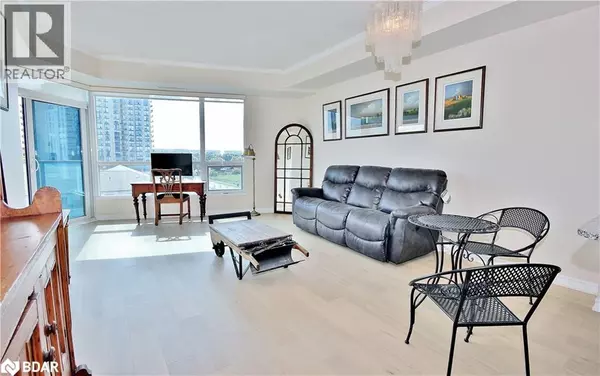 Barrie, ON L4N6G2,37 ELLEN STREET ST #511