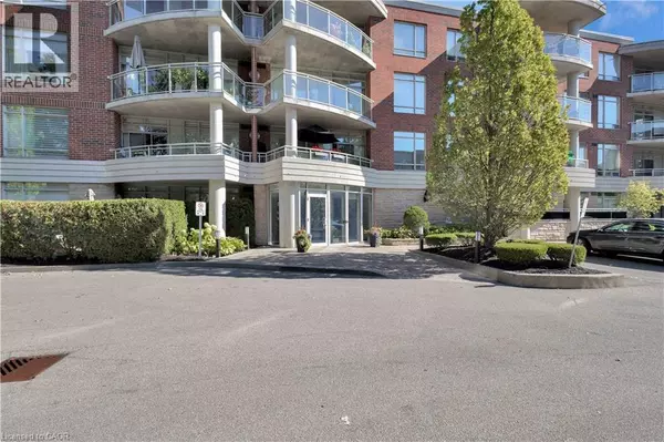 125 WILSON ST West #108, Ancaster, ON L9G0B3