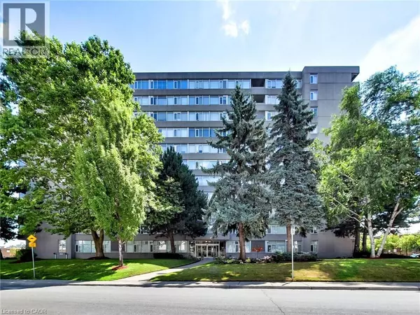 30 HARRISFORD ST #405, Hamilton, ON L8K6M9