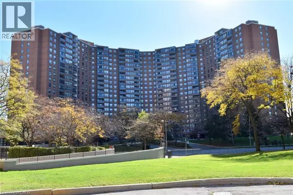 627 THE WEST MALL DR #802, Toronto, ON M9C4X5