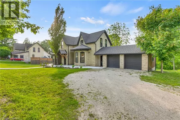 South Bruce, ON N0G2S0,16 HILLCREST Street W