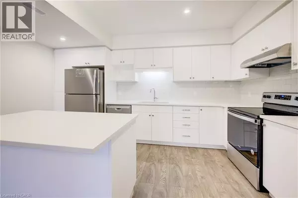 Kitchener, ON N2E0H8,38 URBANE Boulevard