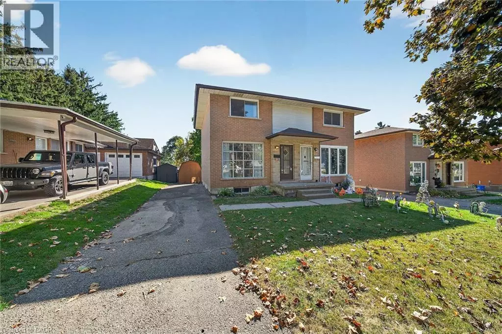 Cambridge, ON N3H2S8,630 PINE Street