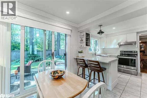 Barrie, ON L4N5N6,19 OAKRIDGE Drive